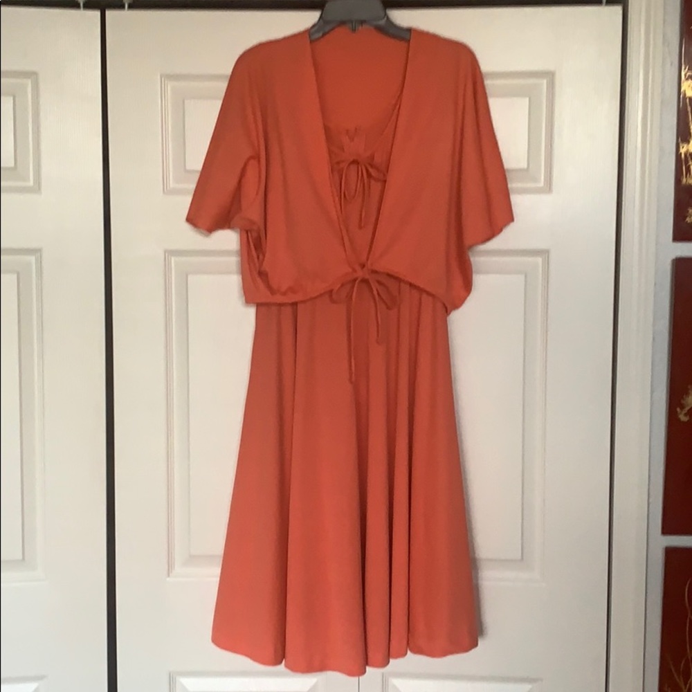 Ladies 2pc Orange/Melon Vintage Dress!